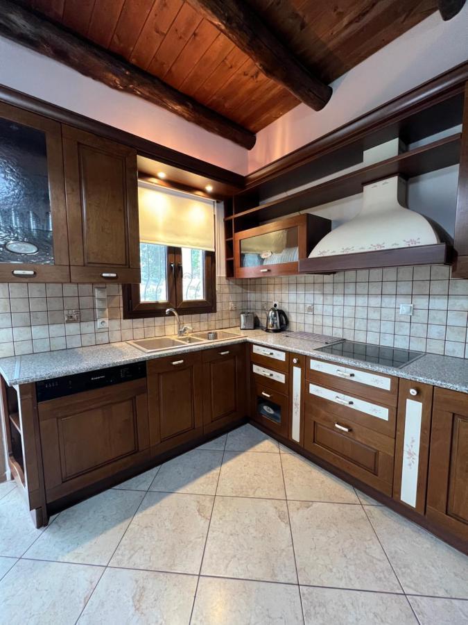 Serenity Resort Vrísai Екстериор снимка