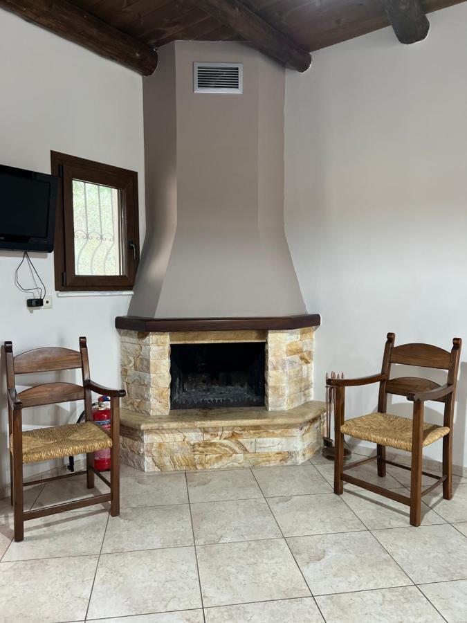 Serenity Resort Vrísai Екстериор снимка